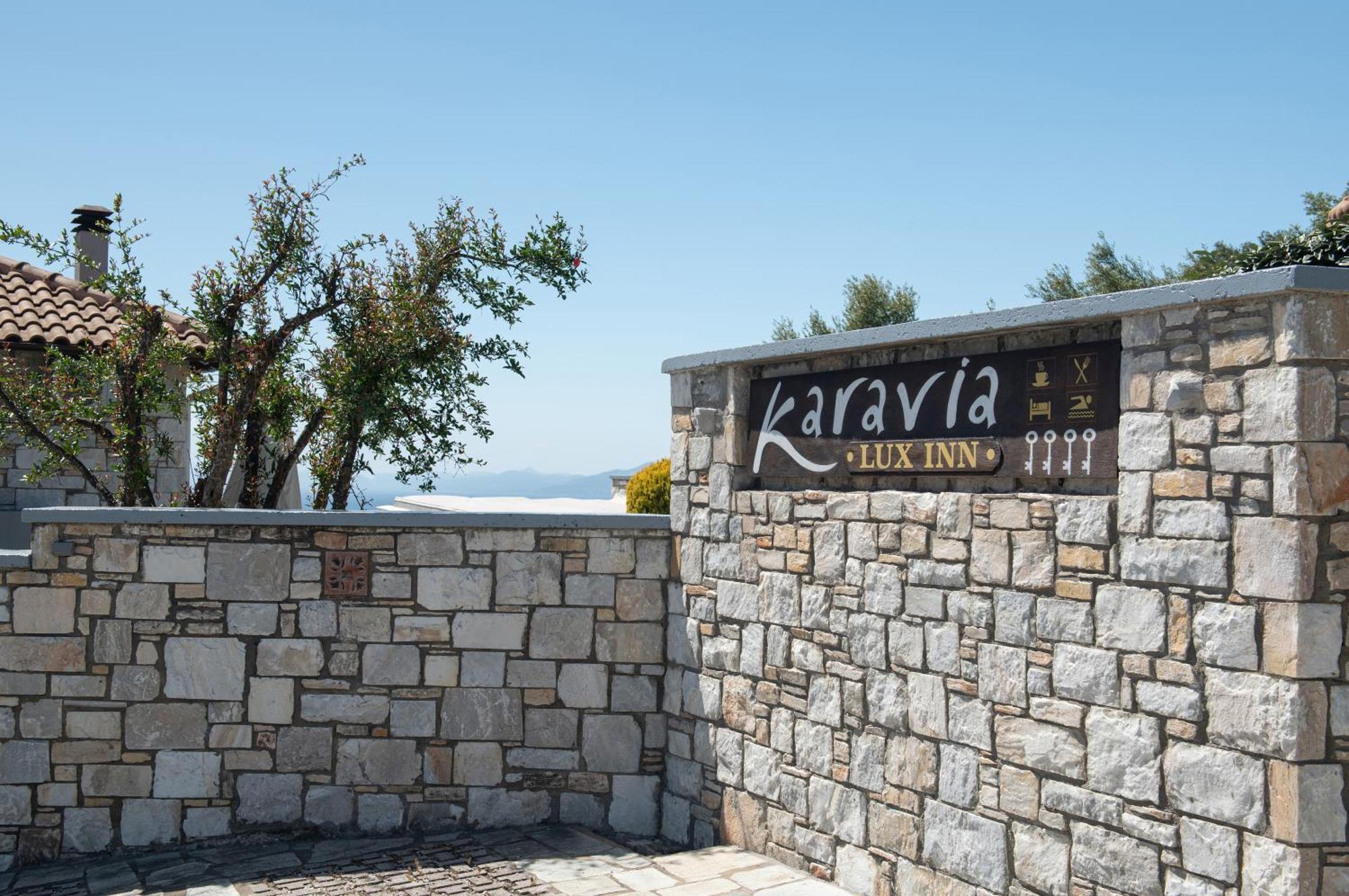 Karavia Lux Inn Áfissos Eksteriør bilde